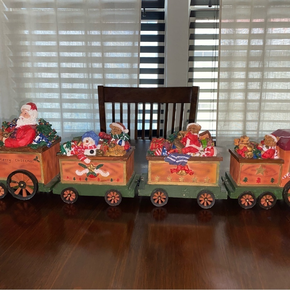 CHRISTMAS TRAIN DECOR WOOD RESIN 4 PIECES SANTA TEDDY BEARS SNOWMEN 28”Long - Picture 2 of 15